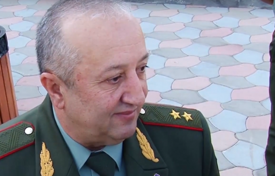 Video. Հավատարիմները մնում են. Մովսես Հակոբյանը հրաժեշտ չի տա պաշտոնին