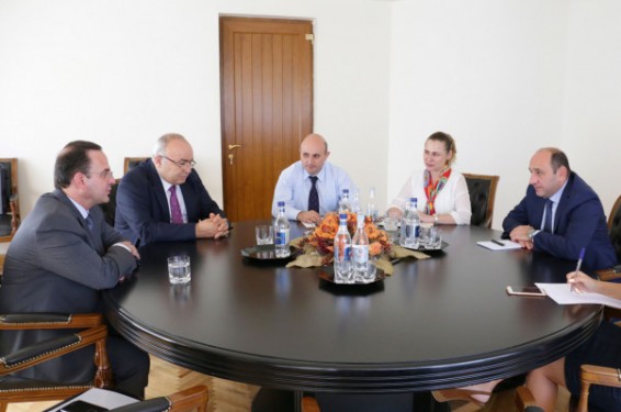 Սուրեն Կարայանը Լիբանանի զբոսաշրջության նախարար Ավետիս Կիտանյանի հետ քննարկել է լրագրողական փոխադարձ այցեր կազմակերպելու հարցը