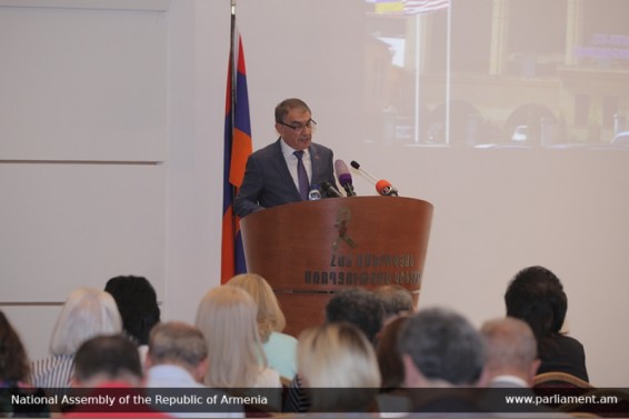 Արա Բաբլոյանը մասնակցել է Հայ-ամերիկյան առողջության կենտրոնի հիմնադրման 20-ամյակին նվիրված միջոցառմանը