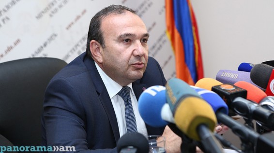 Министр: Государственным языком Армении всегда будет армянский, слова премьера Карена Карапетяна неверно истолковали