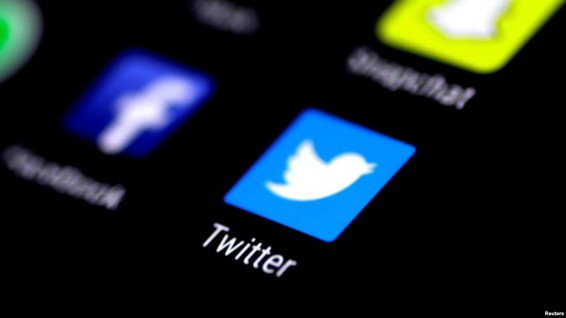 Компания Twitter закрыла 200 аккаунтов, связанных с Россией