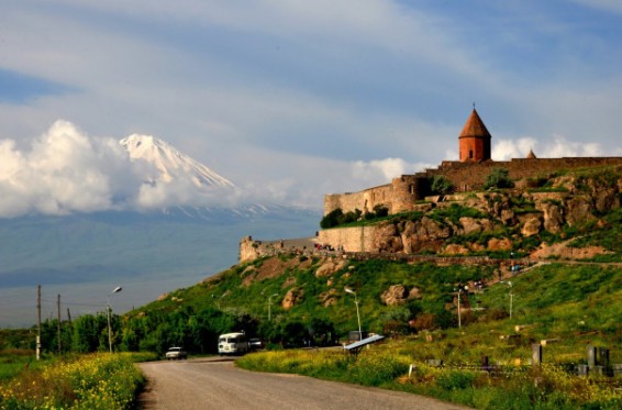 Չինուհուն Խոր Վիրապից Երևան տեղափոխելու փոխարեն տղամարդը նրան տարել է այլ ուղղությամբ և սեքսուալ բնույթի գործողություններ կատարել