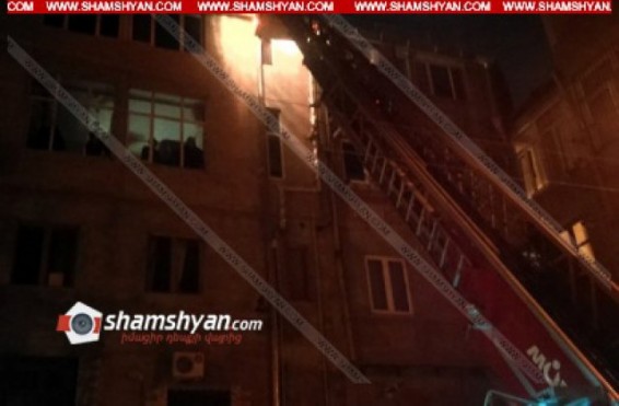 Հանրապետության փողոցի շենքերից մեկի բնակարանում պայթյուն է լսվել, ինչից հետո առաջացել է հրդեհ. shamshyan.com