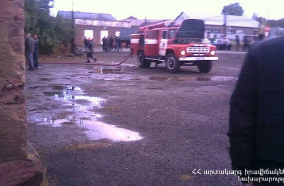 Խոշոր հրդեհ Շիրակի մարզի Փանիկ գյուղում. մեկնել է երկու մարտական հաշվարկ և մեկ ջրատար