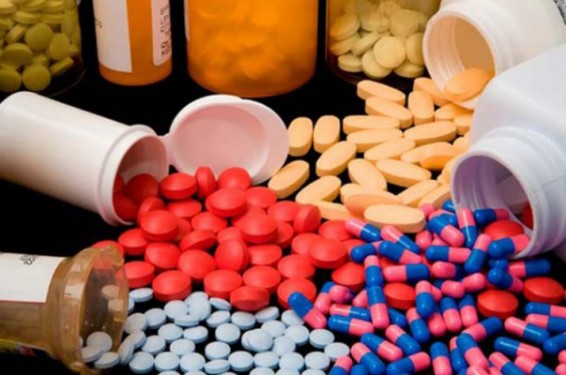 Ինքնասպանության փորձ Երևանում. 16-ամյա աղջնակը զգալի քանակությամբ դեղորայք է ընդունել