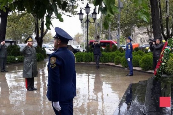 Ադրբեջանի պաշտպանության նախարարը ժամանել է Վրաստան և հանդիպել այդ երկրի ԶՈՒ գլխավոր շտաբի պետի հետ