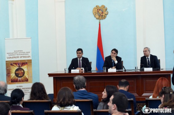 2017 թ-ի ՏՏ ոլորտում համաշխարհային ներդրման համար ՀՀ նախագահի մրցանակին է արժանացել IPod ապրանքանիշի ստեղծող Թոնի Ֆադելը