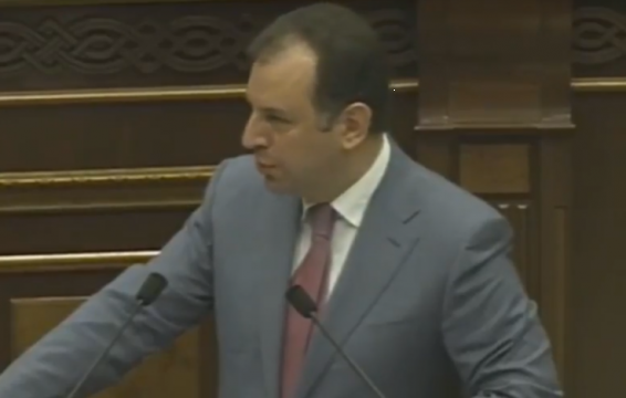 Հպարտ եմ իմ ծառայության տարիներով. Վիգեն Սարգսյան