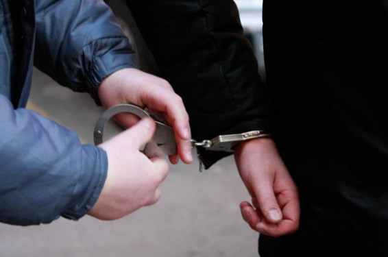 Ստամբուլ-Երևան չվերթի ժամանումից հետո սպանության համար մեղադրվող 2 անձ ներկայացել է ՀՀ ոստիկաններին