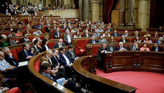 Парламент Каталонии проголосовал за независимость от Испании