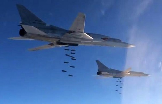 Шесть Ту-22М3 нанесли удар по объектам террористов в Сирии