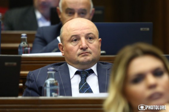 Խոշոր և մանր եղջերավոր անասունների կաշին ուղարկում եք Թուրքիա, փոխարենն այստեղ վերամշակեք ու աշխատատեղեր ստեղծեք. Վարդան Ղուկասյանը՝ գյուղնախարարին