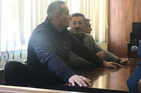 Գետնանցումում $1000 կաշառք վերցնելու մեջ մեղադրվող դատավորի գործով դատական նիստը հետաձգվեց. դատախազը վատառողջ է