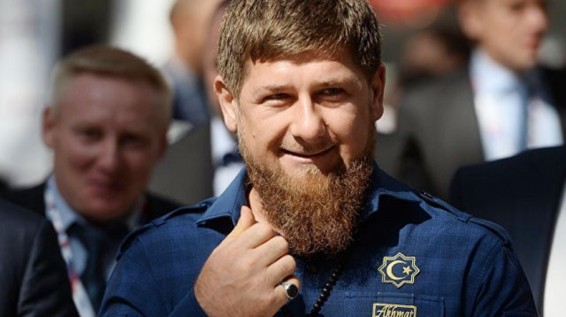 Քադիրովը Պուտինի մասին լավագույն բանաստեղծության համար iPhone X է խոստացել