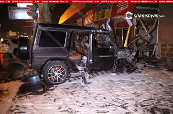 ՃՏՊ Երևանում. Mercedes G63-ը բռնկվել է