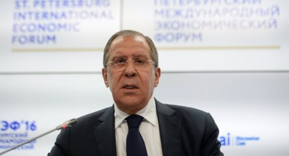 Лавров: Запад требует от постсоветских стран определиться, с кем они