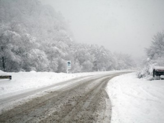 Դիլիջանի ոլորաններին եւ Վարդենյաց լեռնանցքում ձյուն է տեղում