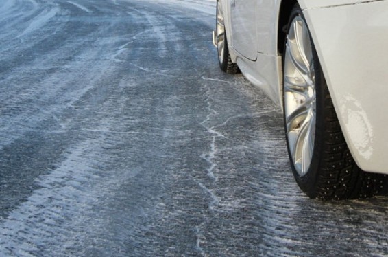 ՀՀ տարածքում փակ և դժվարանցանելի ավտոճանապարհներ չկան. տեղ-տեղ առկա է մերկասառույց