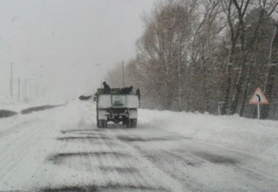 Թալինի, Մարալիկի, Արթիկի, Ախուրյանի և Աշոցքի ավտոճանապարհներին ձյուն է տեղում