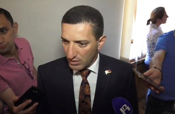 «Ոնց որ ընդունես օրենք՝ ընտանիքում կինն ամուսնուն ժպտալով դիմավորելու մասին». Գևորգ Պետրոսյան