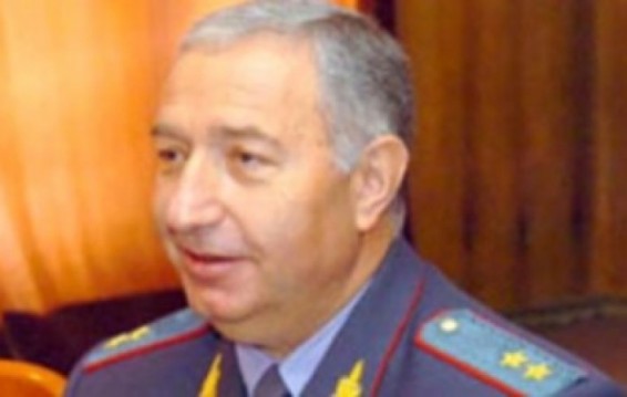 Երևանում թալանել են ՀՀ ոստիկանապետի նախկին առաջին տեղակալ, գեներալ-լեյտենանտ Արարատ Մահտեսյանի աղջկան