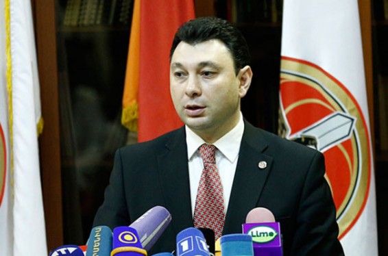 Ափսոսում եմ, որ նման հայտարարություն է եղել, որևէ չինովնիկ դրա իրավունքը չունի, թեկուզ անզգույշ. Շարմազանովը` Հակոբ Հակոբյանի հայտարարության մասին