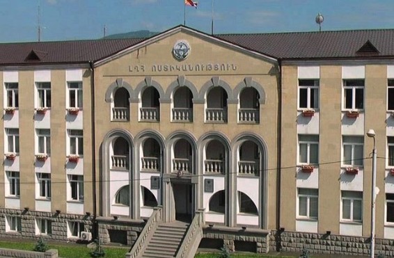 Արցախում 26-ամյա հարսը ջարդել է սկեսրոջ տան պատուհանները, զուգարանակոնքը, վնասել պատերը…