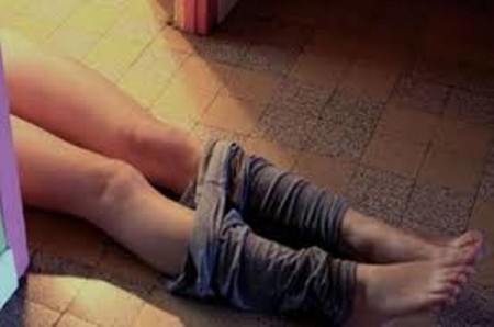 16-ամյա աղջկան ամուսինը ծեծել է, ամուսնու եղբայրը՝ փորձել բռնաբարել, իսկ սկեսրայրը ստիպել է պոռնոգրաֆիկ ֆիմեր դիտել