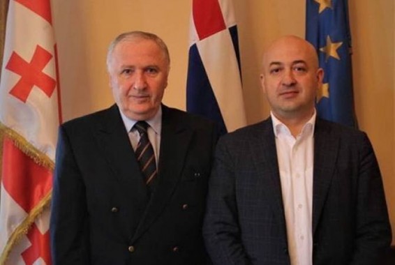 Բաթումում ՀՀ գլխավոր հյուպատոսը հանդիպել է նորընտիր քաղաքապետի հետ