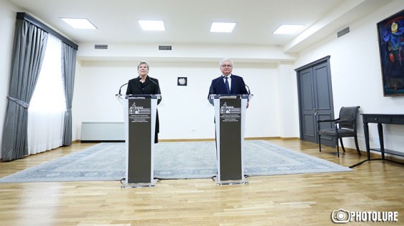 Эдвард Налбандян: Армения придает важность содействию НАТО усилиям и подходам сопредседателей Минской группы ОБСЕ