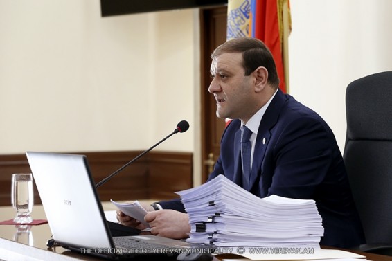 Երևանի ավագանին հաստատել է Երևանի քաղաքապետարանի և Եվրոպական ներդրումային բանկի միջև ստորագրված «Երևանի էներգաարդյունավետության» ֆինանսական պայմանագիրը