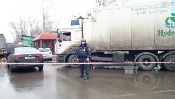 LIVE: полиция оцепила территорию фабрики 