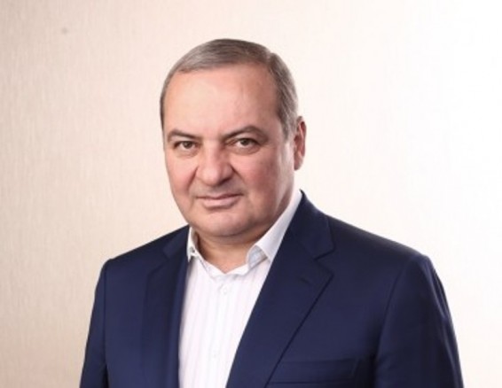 100 միլիոն դրամի տոնական անակնկալներ Կարեն Կարապետյանի կողմից