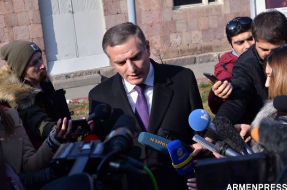 Բանակը և եկեղեցին հստակ տարանջատված են և գործառույթների միաձուլում չի լինում. ՊՆ փոխնախարարը՝ Վիգեն Սարգսյանի խաչքավորությունը քննադատողներին