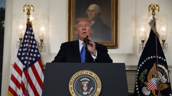 Трамп продлил действие «ядерной сделки» с Ираном