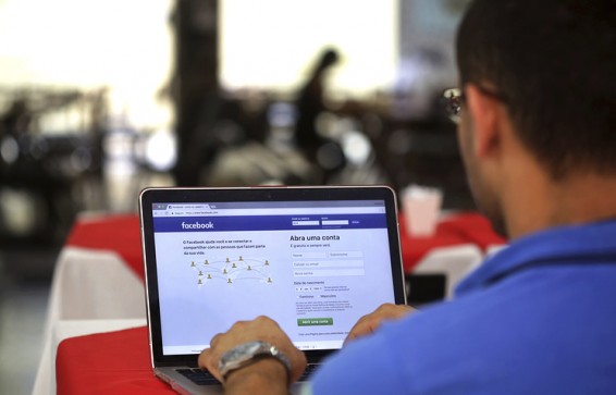Facebook откроет три учебных центра в странах ЕС