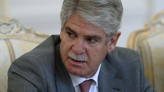 Глава МИД Испании упал в обморок во время дебатов на полях Всемирного экономического форума в швейцарском Давосе