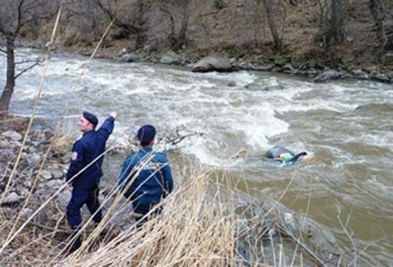 8-ամյա երեխան է ընկել գետը