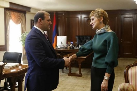 Տարոն Մարգարյանը հանդիպել է Հայաստանում Բուլղարիայի դեսպանի հետ