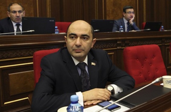 Այս քվեարկությունից հետո կարող ենք արձանագրել, որ պատգամավորը կարող է հարձակվել պատգամավորի վրա