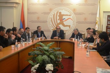 Նախարարությունում անցկացվեցին դահուկասպորտի ֆեդերացիայի լսումները