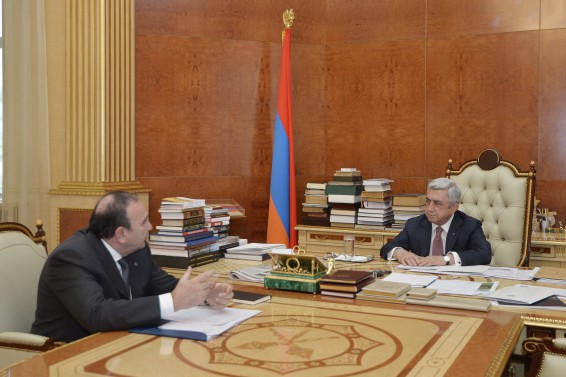 Նախագահին Ռազմավարական նախաձեռնությունների կենտրոնի գործադիր տնօրենը զեկուցել է կենտրոնի կողմից 2017թ. իրականացված աշխատանքները և 2018թ. ծրագրերը