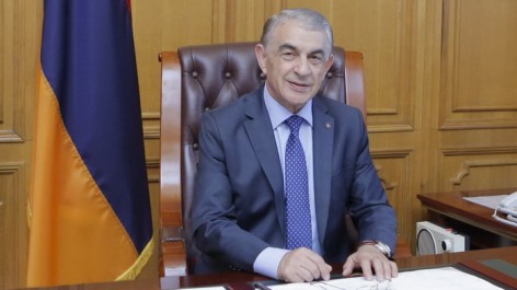 «Հրապարակ». Ընդդեմ «աբիժնիկների». Բաբլոյանը «չի դավաժանի իր Նուարդին» եւ հաստատ խաղեր չի տա