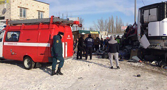 VIDEO: Видео с места трагической аварии с участием автобуса из Армении появилось в сети