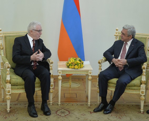 Президент принял верительные грамоты новоназначенного посла Ирландии