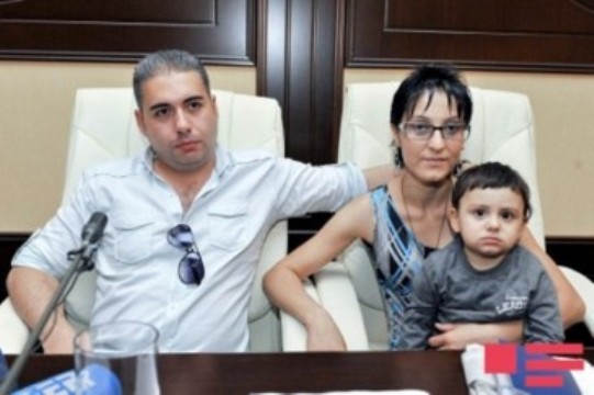 Հայաստանից Ադրբեջան փախած Վահան Մարտիրոսյանը կնոջ ու որդու հետ երրորդ երկիր է տեղափոխվել