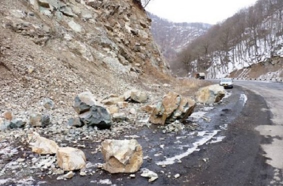 Քարաթափում Արփի գյուղում