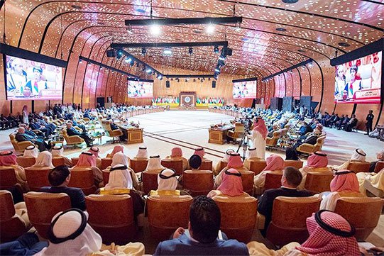 Արաբական պետությունների լիգայի գագաթնաժողովը դատապարտել է Սիրիայի իշխանություններին