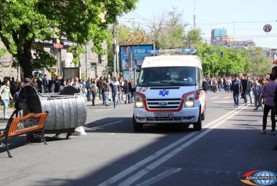 Հավաքներում տուժած 5 քաղաքացի դեռ Երևանի հիվանանդոցներում է