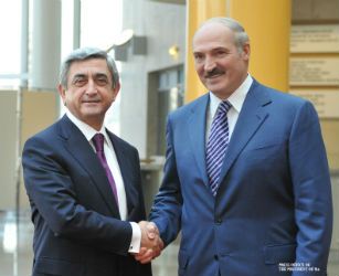 Լուկաշենկոն շնորհավորել է Սերժ Սարգսյանին